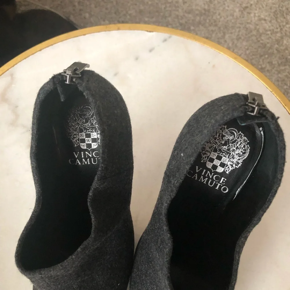 - Vince Camuto Heels HOST PICK 7-11-21 HP 2X - Picture 5 of 15